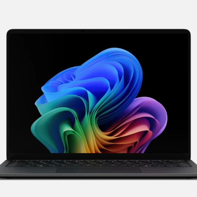 Surface Laptop 13.8-inch 8th Edition Snapdragon — Black front